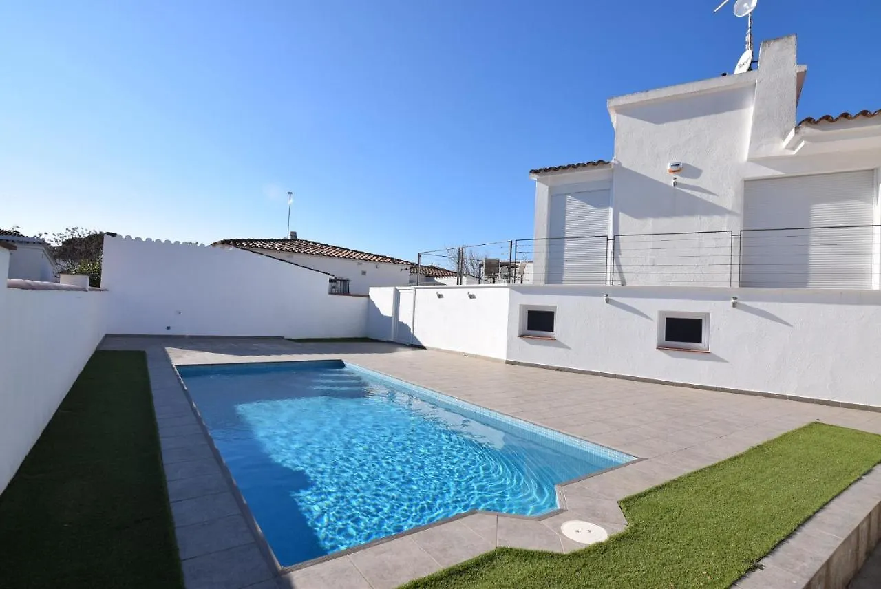 艾姆布里亚布拉瓦Casa Con Piscina Privada Y Cerca Playa Ref 382别墅